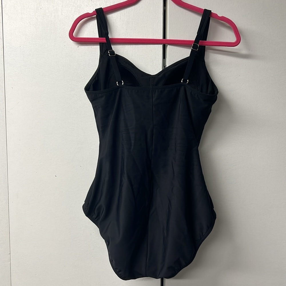 Lands' End Elegant Black One Piece Swimsuit - Picture 4 of 5